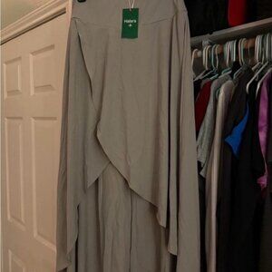 HALARA Asymmetrical Gray Skirt